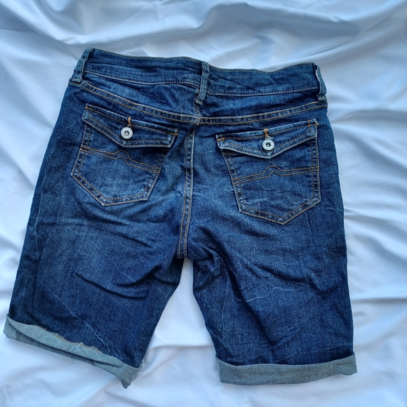 Women's Arizona Jean Company Mid Length Denim Shorts - Picture 2 of 3